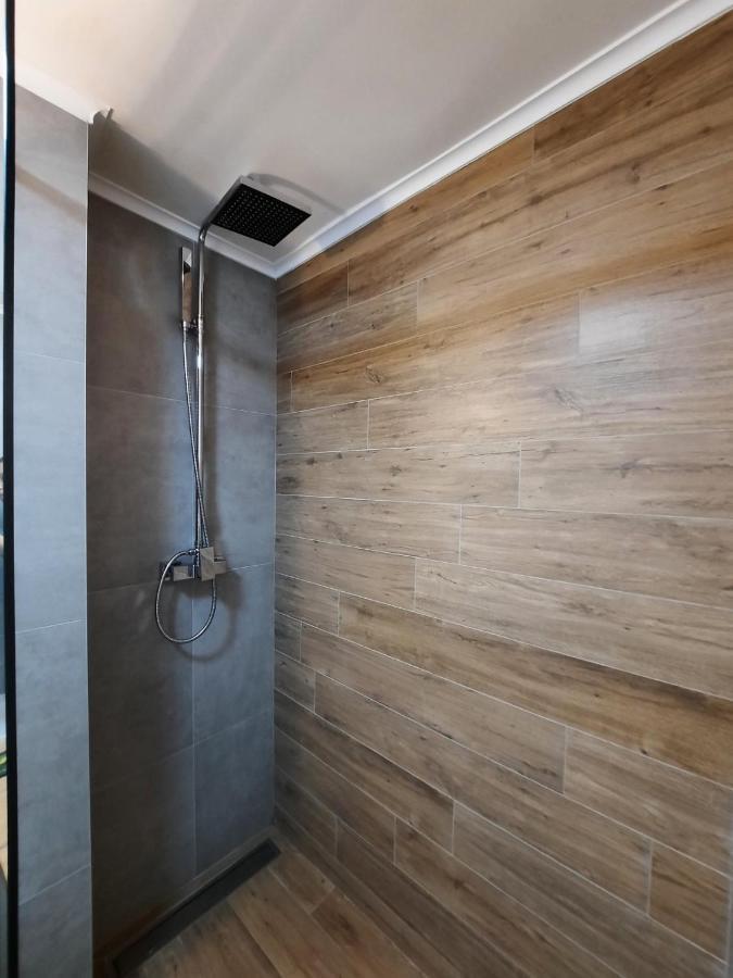 Apartment Pleasure Lux Novi Sad Esterno foto